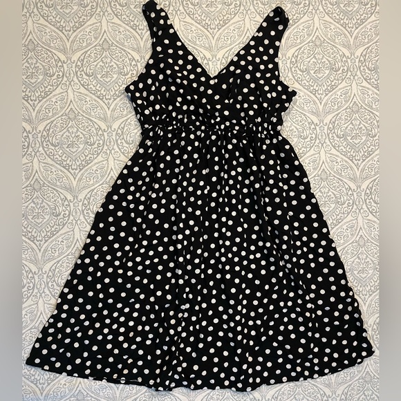 Old Navy Dresses & Skirts - ❗️Last Chance❗️OLD NAVY Babydoll Dress